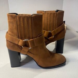 BCBGeneration Agnes Dream Chocolate microsuede Boot Brown Black Heel‎ US 10M